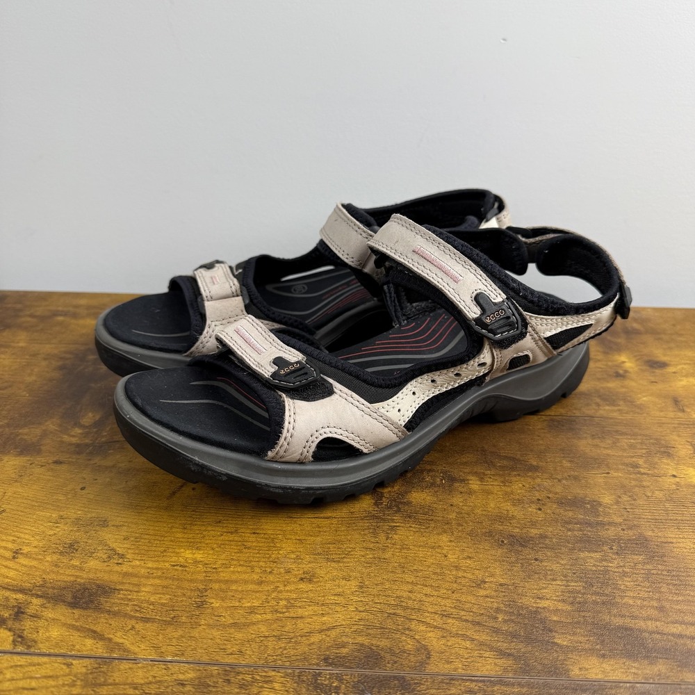ECCO Yuctan Sandals Womens Size 39 US 8-8.5 Beige Strappy Hiking Shoes Outdoor - Picture 2 of 8